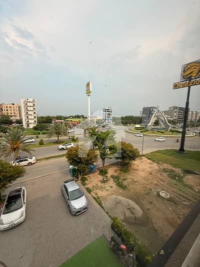 5 MARLA COMMERCIAL BUILDING FOR SALE IN SECTOR E BAHRIA TOWN LAHORE