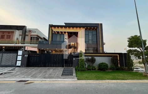 ڈی ایچ اے فیز 1 ۔ سیکٹر ایم ڈی ایچ اے فیز 1,ڈی ایچ اے ڈیفینس,ملتان میں 5 کمروں کا 1 کنال مکان 6.25 کروڑ میں برائے فروخت۔ ڈی ایچ اے فیز 1 ۔ سیکٹر ایم ڈی ایچ اے فیز 1,ڈی ایچ اے ڈیفینس,ملتان میں 5 کمروں کا 1 کنال مکان 6.25 کروڑ میں برائے فروخت۔