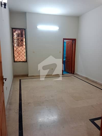 Upper Portion For Rent At The Prime Location In Saadar Officer Colony