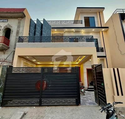 بوسان روڈ ملتان میں 5 کمروں کا 7 مرلہ مکان 2.7 کروڑ میں برائے فروخت۔ بوسان روڈ ملتان میں 5 کمروں کا 7 مرلہ مکان 2.7 کروڑ میں برائے فروخت۔