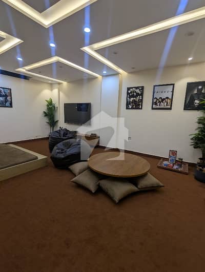 بحریہ ٹاؤن سیکٹر ای بحریہ ٹاؤن,لاہور میں 2 کمروں کا 4 مرلہ فلیٹ 85.0 ہزار میں کرایہ پر دستیاب ہے۔ بحریہ ٹاؤن سیکٹر ای بحریہ ٹاؤن,لاہور میں 2 کمروں کا 4 مرلہ فلیٹ 85.0 ہزار میں کرایہ پر دستیاب ہے۔