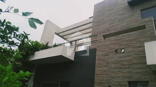 1 kanal Spacious Uper Portion for Rent