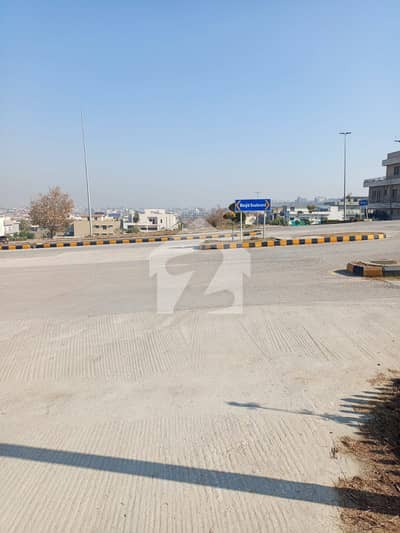 ڈی ایچ اے ڈیفینس فیز 5 ڈی ایچ اے ڈیفینس,اسلام آباد میں 8 مرلہ کمرشل پلاٹ 17.0 کروڑ میں برائے فروخت۔ ڈی ایچ اے ڈیفینس فیز 5 ڈی ایچ اے ڈیفینس,اسلام آباد میں 8 مرلہ کمرشل پلاٹ 17.0 کروڑ میں برائے فروخت۔