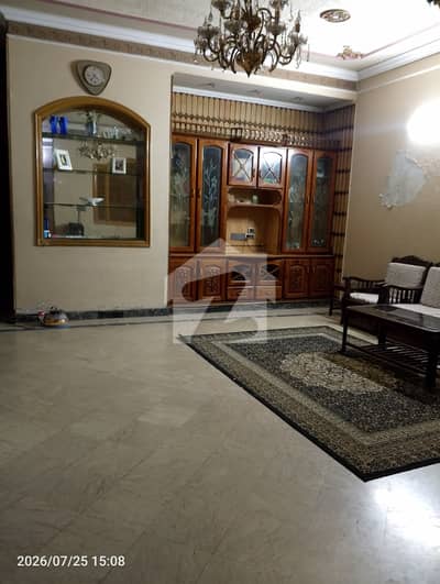 سبزہ زار سکیم ۔ بلاک جی سبزہ زار سکیم,لاہور میں 3 کمروں کا 1 کنال مکان 1.3 لاکھ میں کرایہ پر دستیاب ہے۔