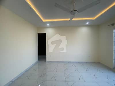 1 Kanal 6-Bed Luxury House for Sale in Askari 6 1 Kanal 6-Bed Luxury House for Sale in Askari 6