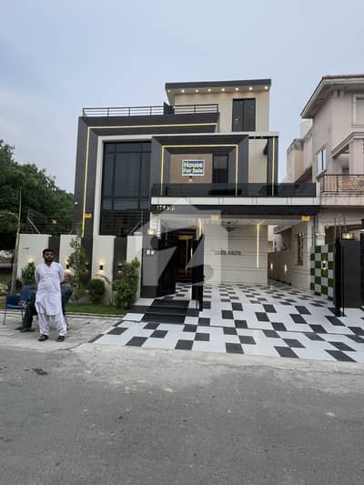 10 marla beautiful house for sale in central park housing society lahore 10 marla beautiful house for sale in central park housing society lahore