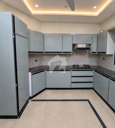 10 Marla brand new uper portion for rent overseas sector