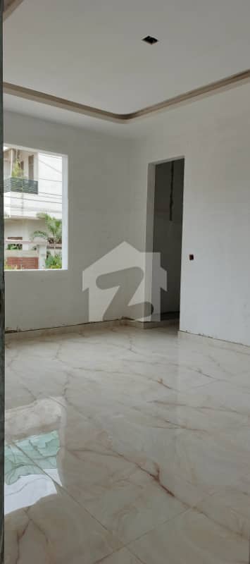 Punjabi Sudagraan Corner New G+2 House For Sell