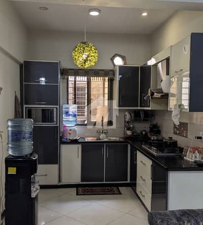 2nd Floor With Roof Top 3Bed-DD Flat Available For Sale in Gulistan-e-Jauhar - Block-7 Karachi 2nd Floor With Roof Top 3Bed-DD Flat Available For Sale in Gulistan-e-Jauhar - Block-7 Karachi
