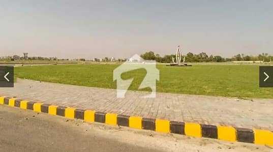 ڈی ایچ اے فیز9 پریزم - بلاک ایل ڈی ایچ اے فیز9 پریزم,ڈی ایچ اے ڈیفینس,لاہور میں 1 کنال رہائشی پلاٹ 2.75 کروڑ میں برائے فروخت۔