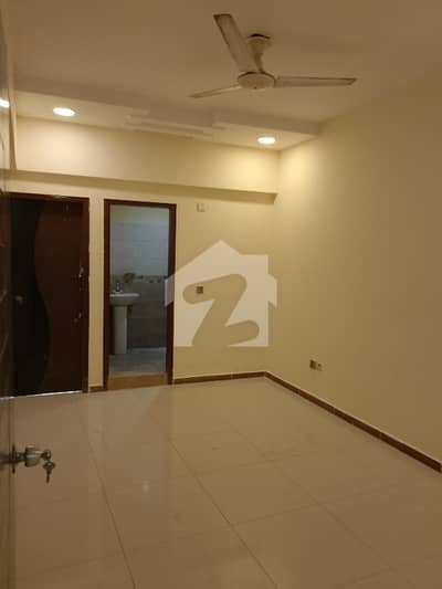 3bed DD 1st Floor 1250Sqft Tile Flooring Slightly Used Ittehad Commercial Dha Phase 6 Flat For Rent