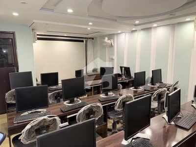 Full unit in f 10 Markaz