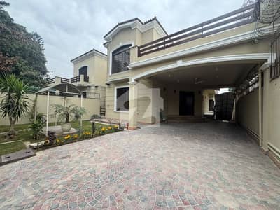 F-8/1 beautiful house for rent