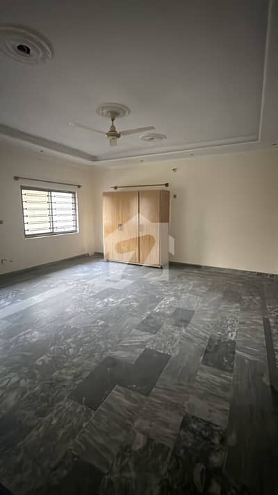 10 Marla Upper Portion Available For Rent In Gulshanabad Water Electricity
