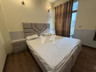 GULBERG GREEN 1 BEDROOM FULLY LUXURY FURNISHED APARTMENTS FOR RENT