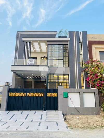 5 Marla beautiful possession plots for sale G6 block