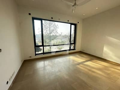 F-8/2 MODREN DESIGN HOUSE FOR RENT