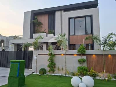 House Sized 1 Kanal Is Available For Sale In DHA Phase 7