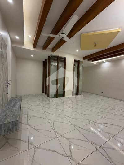 UNFURNISHED ONLY ONE YEAR OLD LIKE BRANDNEW MOST LUXURIOUS AND ARCHITECTURE ULTRA MODERN STYLE DOUBLE STORY BUNGALOW