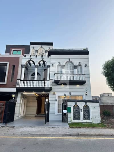 5 Marla Ultra Designer Luxury House For Sale | Park Facing | Premium Living Awaits!