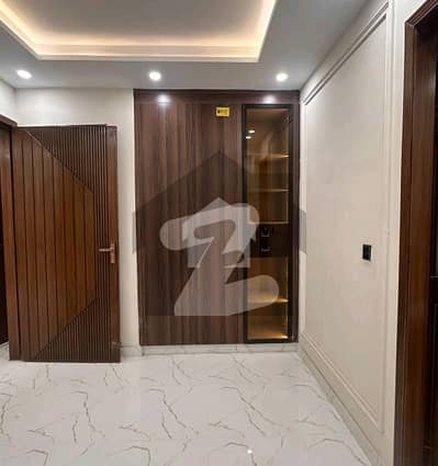 One Bed Apartment Ready To Shift Is Available For Sale In Etihad Town Phase-1 Raiwind Road Lahore. One Bed Apartment Ready To Shift Is Available For Sale In Etihad Town Phase-1 Raiwind Road Lahore.