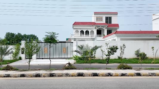 Chinar Bagh Farm House Sized 4 Kanal For sale