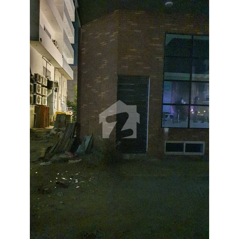 4 4