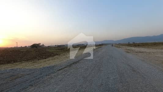 2450 Square Feet Residential Plot For Sale In Rs. 31500000 Only