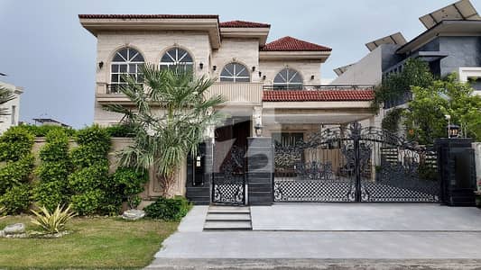 Premium Prime Location 1 Kanal House Is Available For sale In Lahore