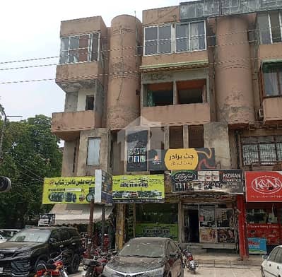 ماڈل ٹاؤن ۔ بلاک کیو ماڈل ٹاؤن,لاہور میں 2 کمروں کا 6 مرلہ فلیٹ 85.0 لاکھ میں برائے فروخت۔
