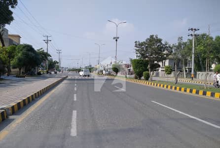 Prime Location 5 Marla Pair Plot For Sale In C Block, Central Park, Lahore