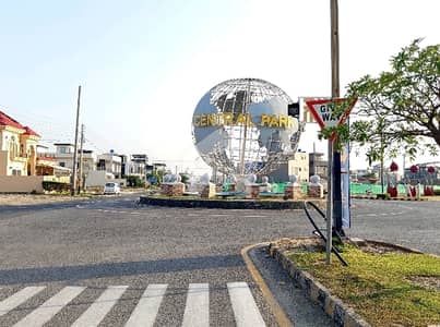 Unoccupied Prime Location Residential Plot Of 10 Marla Is Available For sale In Central Park Housing Scheme