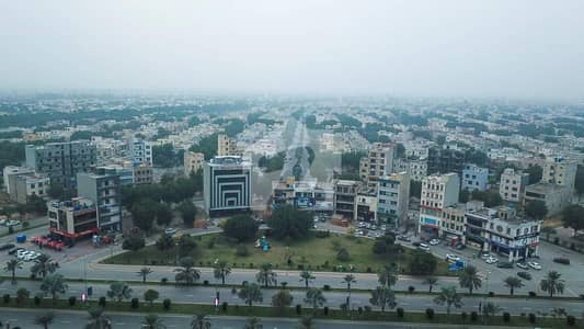 ویلینشیاء ہاؤسنگ سوسائٹی لاہور میں 2 کنال رہائشی پلاٹ 7.6 کروڑ میں برائے فروخت۔