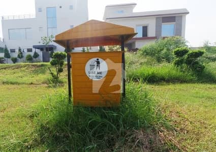 Corner Residential Plot For sale In Lahore
