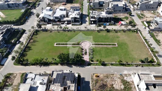PLOT FOR SALE