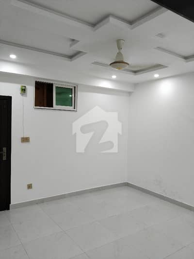 1 Bed Flat Urgent For Sale On Investor Rate