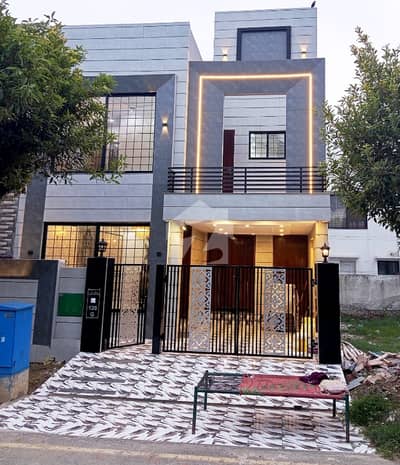 Beautifully Constructed House Is Available For Sale In Low Cost - Block G