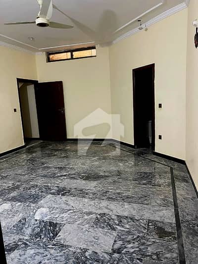 60x100 666 Yard Upper Portion For Rent G-14/4