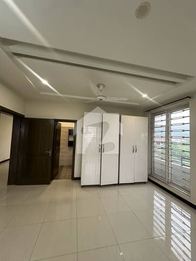Beautiful Upper Portion For Rent