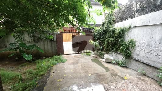 7 MARLA DOUBLE STOREY HOUSE AVAILABLE FOR SALE IN G-6/1-3 ISLAMABAD