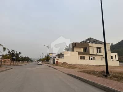 بحریہ انکلیو - سیکٹر ایم بحریہ انکلیو,بحریہ ٹاؤن,اسلام آباد میں 1 کنال رہائشی پلاٹ 2.45 کروڑ میں برائے فروخت۔
