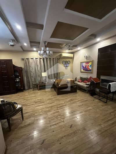 10 Marla Slightly Used Bungalow Near Park With Solar