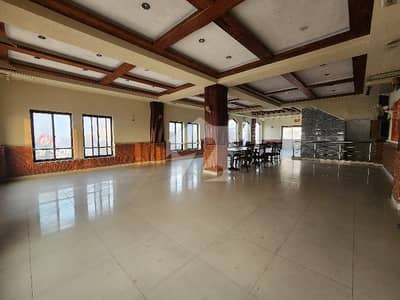 1 Kanal Office Halls Available For Rent