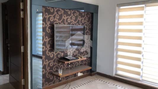 DHA Phase 4, Block AA, 01 Kanal, 02 Bed, Luxurious (Lower Locked) Upper Portion For Rent.