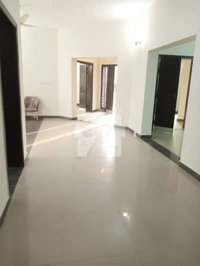 4 BED HOUSE AVAILABLE FOR SALE IN ASKARI 11 LAHORE CANTT 4 BED HOUSE AVAILABLE FOR SALE IN ASKARI 11 LAHORE CANTT