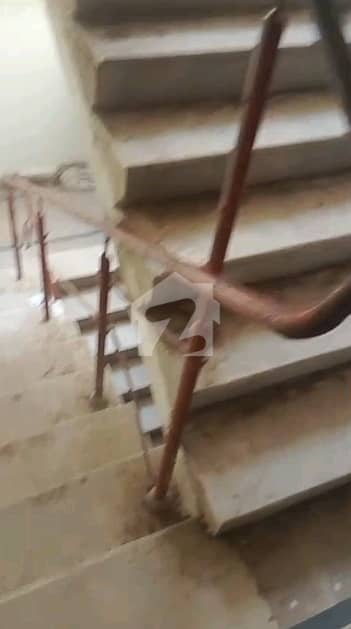 محمودآباد نمبر 1 محمود آباد,کراچی میں 2 کمروں کا 3 مرلہ فلیٹ 65.0 لاکھ میں برائے فروخت۔