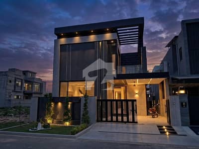 10 MARLA MODERN BEAUTIFUL HOUSE FOR RENT IN DHA PHASE 6 NEAR TO DOLMEN MALL