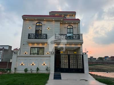 5 Marla Luxury Home for Sale in Central Park Housing Scheme Only Rs. 2 Crore 10 Lakh 5 Marla Luxury Home for Sale in Central Park Housing Scheme Only Rs. 2 Crore 10 Lakh