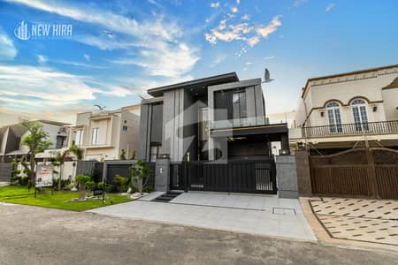 Spacious Living with a Full Basement in DHA Phase 6! Spacious Living with a Full Basement in DHA Phase 6!