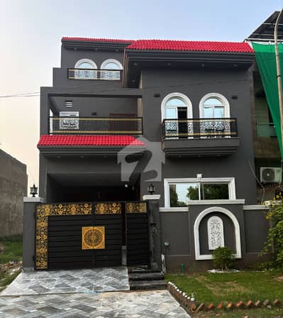 5 MARLA LUXURY HOUSE FOR SALE L Block, Khayaban-e-Ameen, Lahore